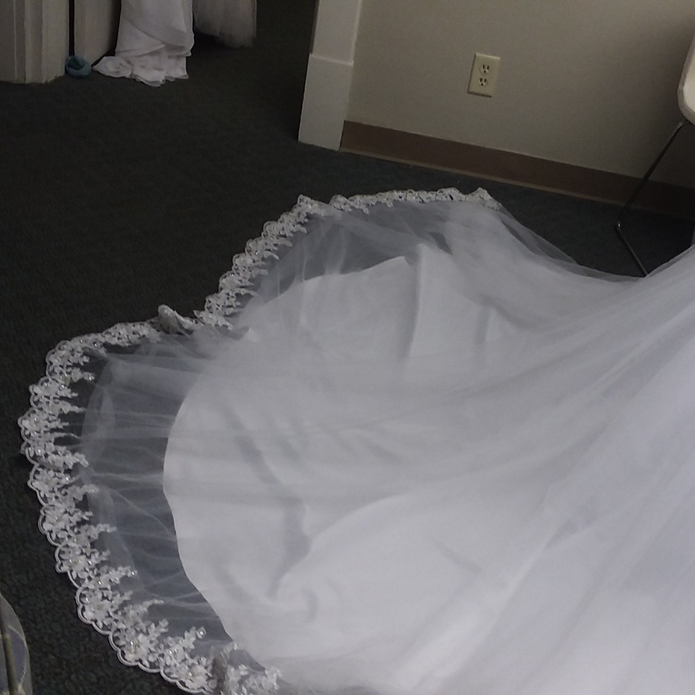 NWT Mermaid Style White Alfred Angelo Bridal Dress - Picture 7 of 10